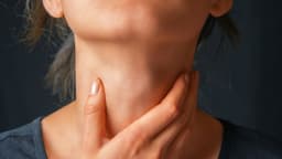 Nang thùy phải và trái tuyến giáp 5mm có nguy hiểm?