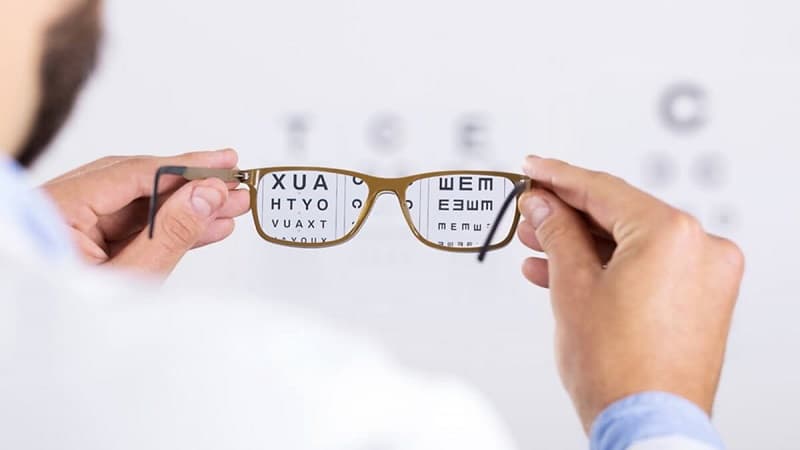 kính mắt ở Đại Mỗ