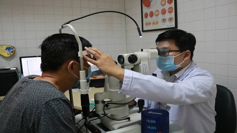 kính mắt ở Hà Đông