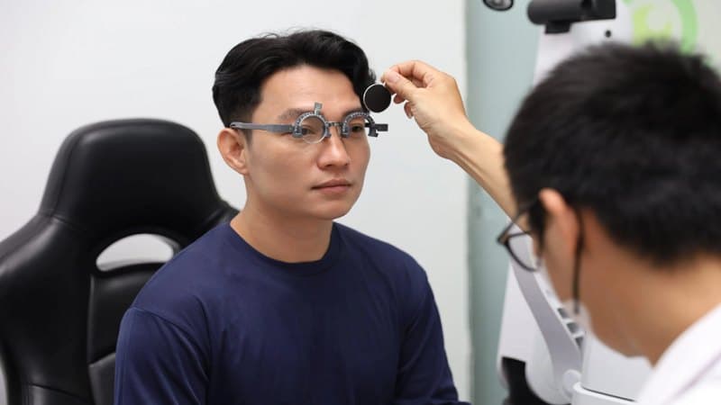 kính mắt ở Nghĩa Đô