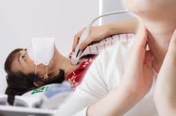 Nang tuyến giáp là bệnh gì?