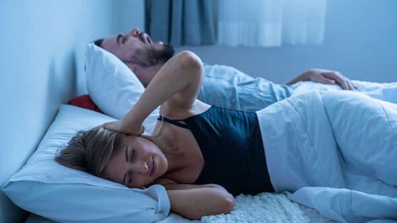 ngủ ngáy có lây không