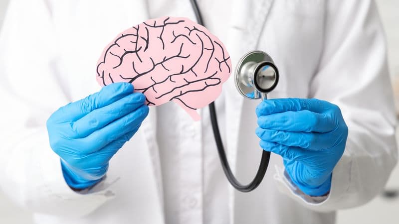 thuốc bổ não cho người bị xuất huyết não