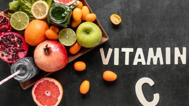 Vitamin C chống oxy hóa như thế nào?