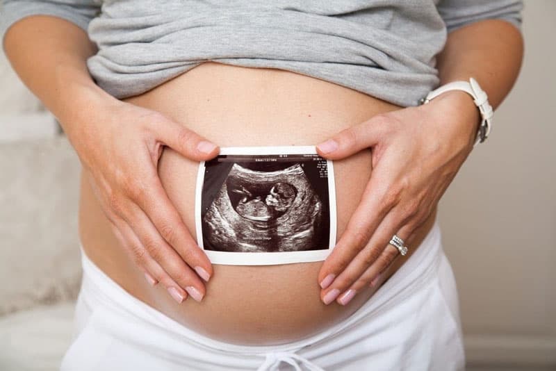 vòng bụng của bà bầu 9 tháng