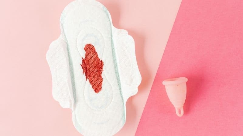 Sau xoắn polyp cổ tử cung, tình trạng ra máu nhẹ thường giảm và chấm dứt sau 1–2 ngày; nếu kéo dài bất thường cần được kiểm tra.