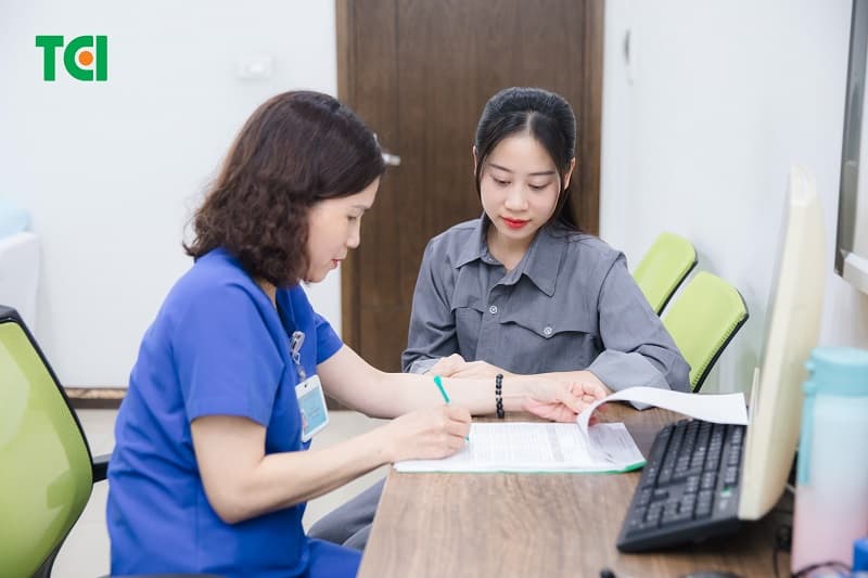 Hiện tại, Thu Cúc TCI đang triển khai ưu đãi cho nhóm gói khám sức khỏe và tầm soát ung thư, với mức giảm tùy số lượng người đăng ký và điều kiện chương trình
