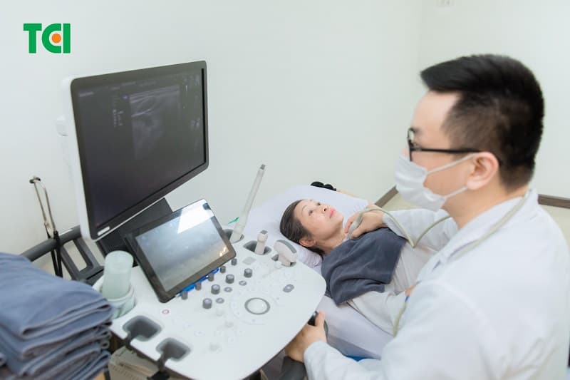 Chăm sóc dự phòng bao gồm kiểm tra sức khỏe, các xét nghiệm sàng lọc, tiêm chủng và tư vấn lối sống nhằm hỗ trợ phát hiện nguy cơ và phòng bệnh