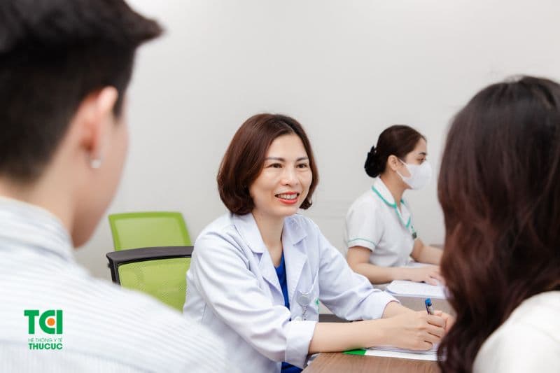 Đội ngũ chuyên gia Nội thần kinh tại Thu Cúc TCI đồng hành điều trị và theo dõi các bệnh lý não, thần kinh