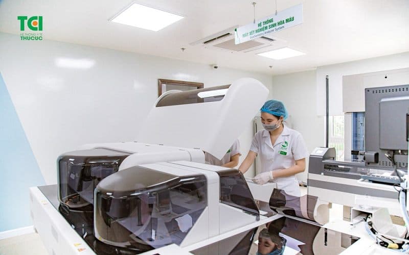 Nên chọn bác sĩ xét nghiệm có bằng cấp và chứng chỉ đầy đủ
