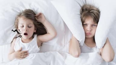 Nạo VA xong bé vẫn ngủ ngáy: Dấu hiệu cảnh báo rối loạn hô hấp khi ngủ