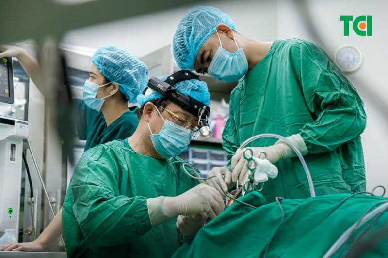 Kỹ thuật phẫu thuật cần được cá thể hóa theo kích thước lưỡi gà và vị trí tắc nghẽn