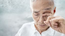 Đục thủy tinh thể: Nguyên nhân và cách điều trị