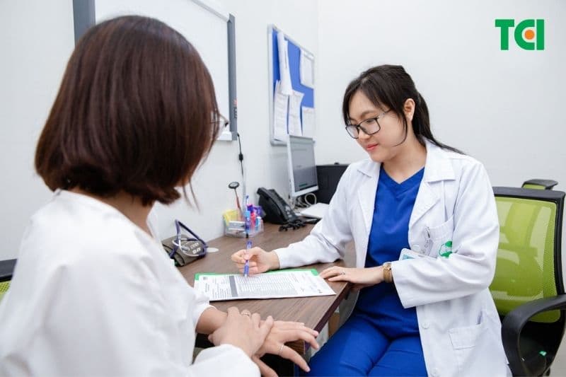 Quy trình thường gồm các bước: khám lâm sàng, cận lâm sàng, đọc kết quả và tư vấn điều trị - theo dõi.