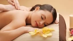 Massage bấm huyệt: Chìa khóa cải thiện sức khỏe toàn diện theo y học cổ truyền