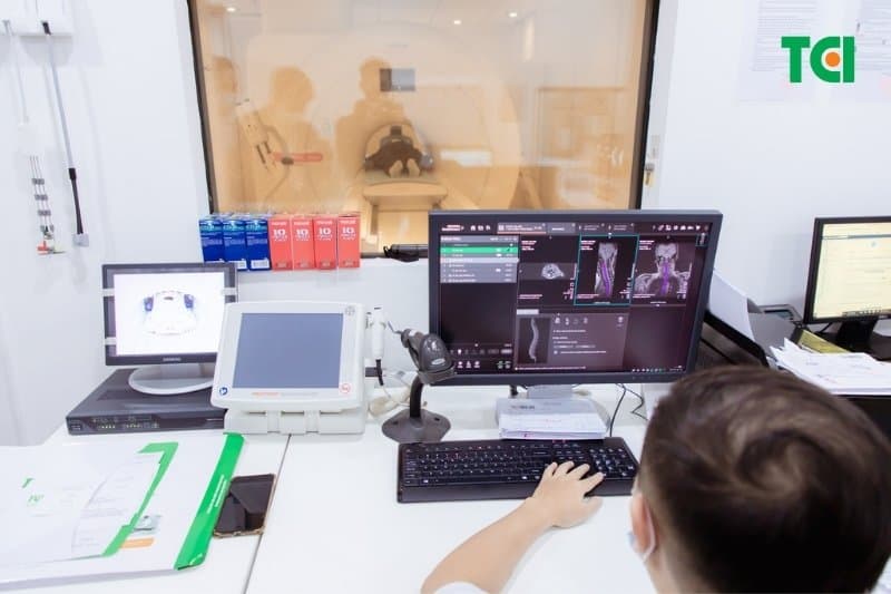 Hệ thống chẩn đoán giúp phát hiện sớm tình trạng chèn ép rễ thần kinh và các bệnh lý phần mềm quanh khớp vai