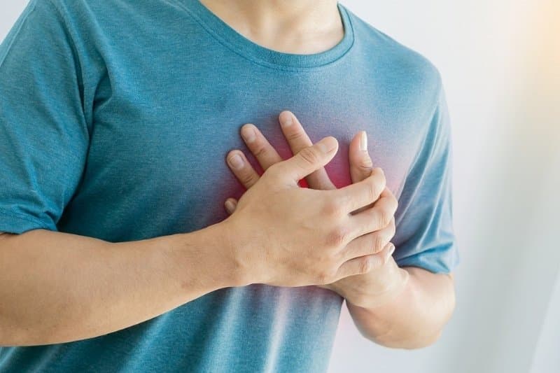 Việc cản trở dòng máu đi nuôi dưỡng cơ tim là nguyên nhân trực tiếp dẫn đến cơn nhồi máu cơ tim
