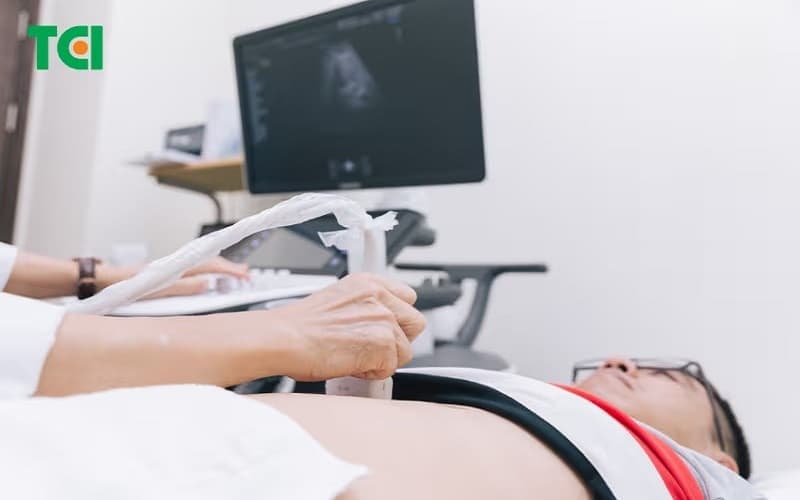 Theo dõi gan mật định kỳ khi có bệnh lý hoặc yếu tố nguy cơ