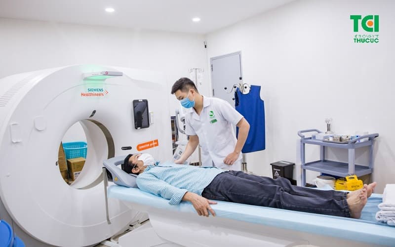 Chẩn đoán hình ảnh được chỉ định tùy theo tình trạng và nhu cầu đánh giá cụ thể của người bệnh.