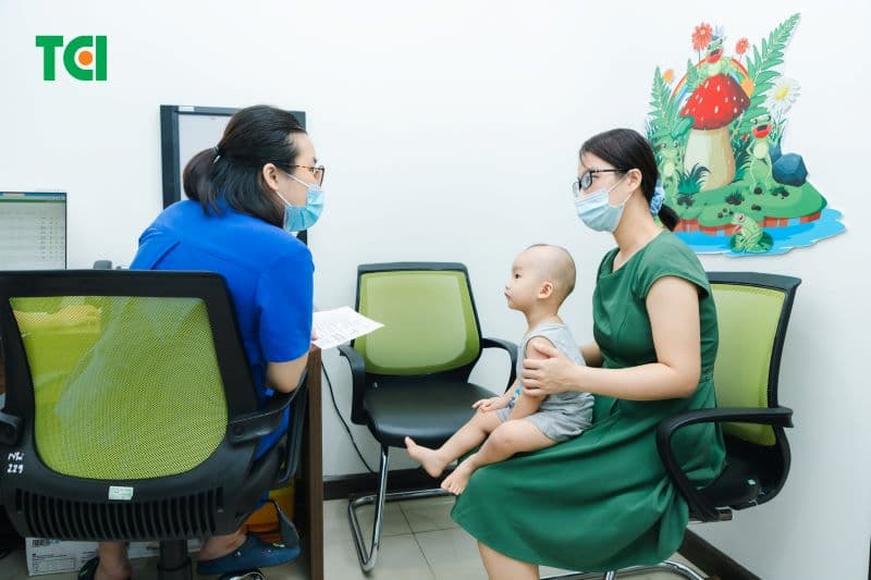 Cha mẹ nên đưa trẻ đi khám Nhi khi trẻ có biểu hiện bất thường kéo dài