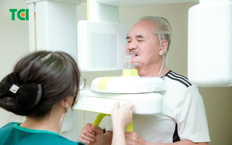 Bác sĩ răng hàm mặt có vai trò thế nào tại phòng khám