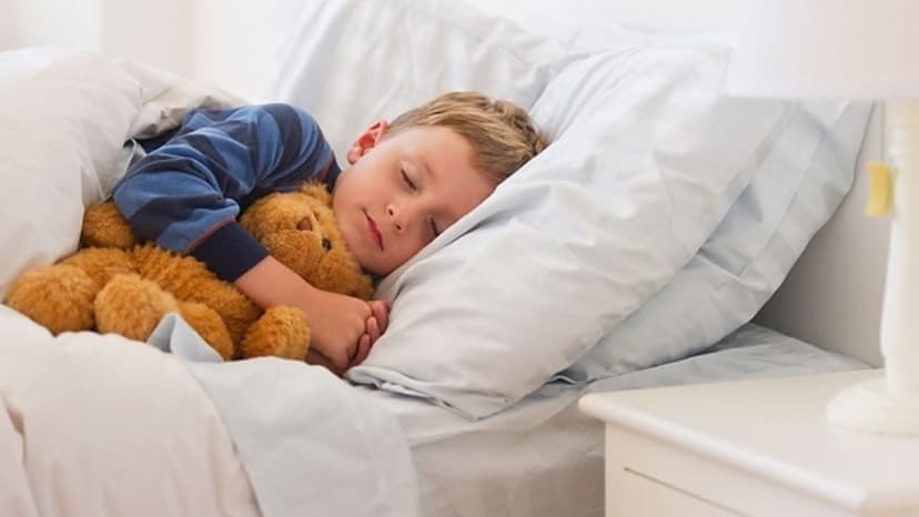 Trẻ 5 tuổi ngủ mấy tiếng 1 ngày?