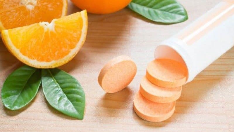 Vitamin C tăng hấp thu sắt có thể được bổ sung thông qua chế độ ăn hoặc sản phẩm có thành phần vitamin C phù hợp