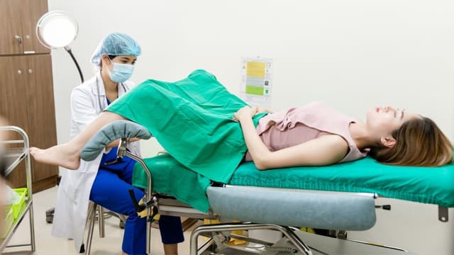 Xoắn polyp cổ tử cung có nguy hiểm không và những lưu ý an toàn