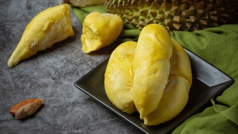 Sầu riêng cung cấp nhiều năng lượng và dưỡng chất cho mẹ sau sinh mổ.