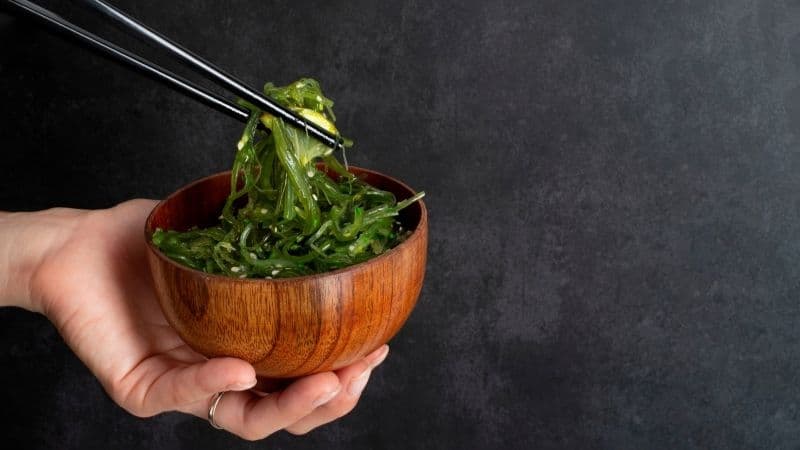 Mẹ bầu nên chọn rong biển rõ nguồn gốc, sơ chế sạch, nấu chín và tránh rong biển Hijiki.