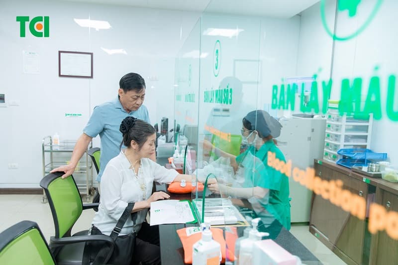 Tại Hệ thống Y tế Thu Cúc TCI, người bệnh có thể thực hiện xét nghiệm mỡ máu và thăm khám sức khoẻ chuyên sâu