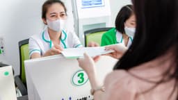 Khám sức khỏe online có thay thế khám trực tiếp không?