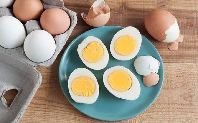 Ăn trứng gà nhiều có hại gan không là băn khoăn của nhiều người