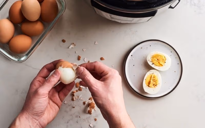 Người khỏe mạnh có thể ăn trứng trong chế độ dinh dưỡng cân đối