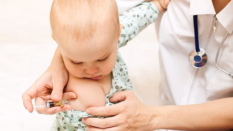 Phần lớn các trường hợp trẻ đi tiêm phòng về bị táo bón đều tự khỏi sau vài ngày