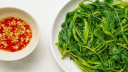 Bị ung thư có ăn được rau muống không?