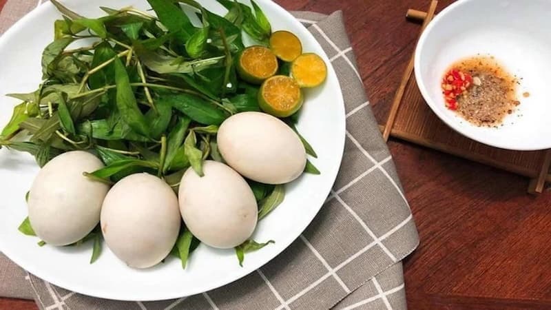 Trứng giúp người bị ung thư bổ sung protein, vitaminh và khoáng chất