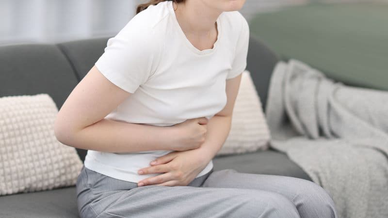Khi chức năng của ruột già bị rối loạn, tiêu hóa ở ruột già và quá trình vận chuyển chất thải có thể bị ảnh hưởng