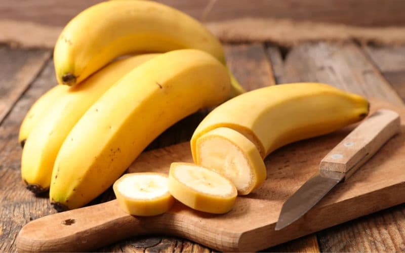 Đẻ mổ ăn được chuối tiêu không
