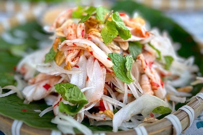Nên thực hiện ăn chín uống sôi và đảm bảo vệ sinh để phòng tránh tái nhiễm sán lá gan.