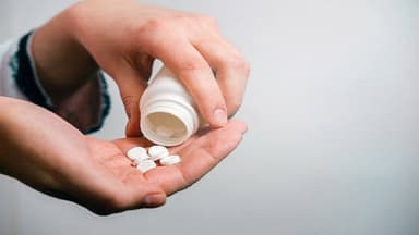 Thuốc ngủ có những loại nào và làm sao để sử dụng an toàn, đúng chỉ định?