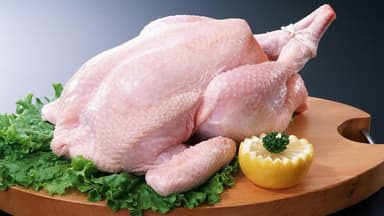 Trẻ em ốm có ăn được thịt gà không? Cách cho trẻ ăn đúng