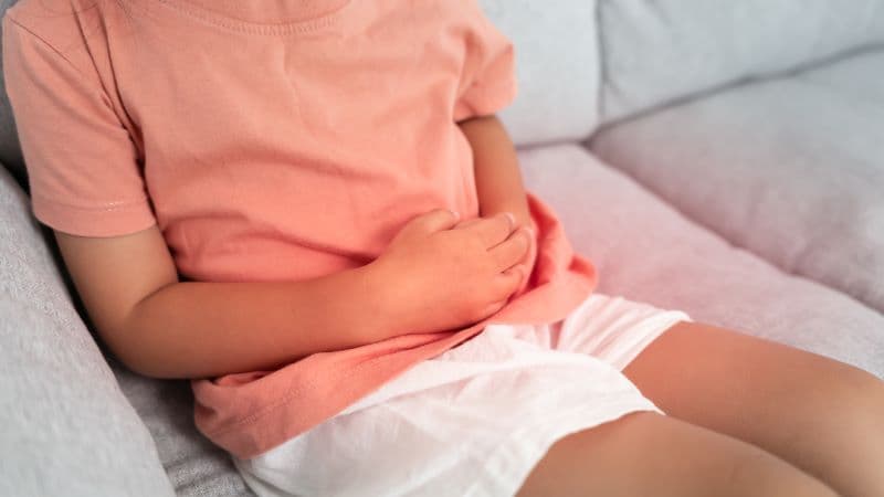 Viêm ruột ở trẻ em là tình trạng niêm mạc ruột bị viêm do nhiều nguyên nhân khác nhau