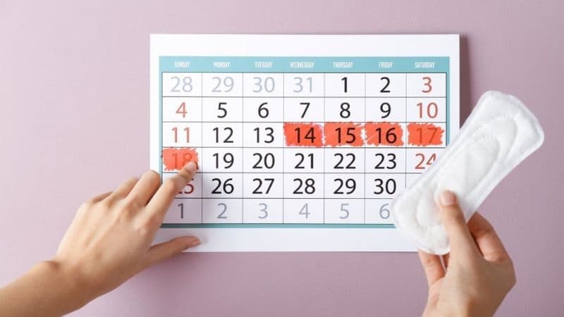 Rối loạn kinh nguyệt là sự bất thường về chu kỳ, thời gian hoặc lượng máu kinh.