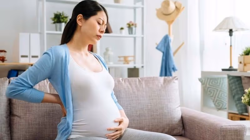 Dọa sảy thai thường xuất hiện trong giai đoạn đầu thai kỳ và cần được theo dõi cẩn thận.