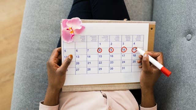 Rong huyết là gì? Nguyên nhân, dấu hiệu và cách điều trị hiệu quả