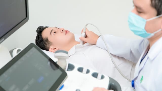 Nên kiểm tra gì trong gói khám sức khỏe nam giới