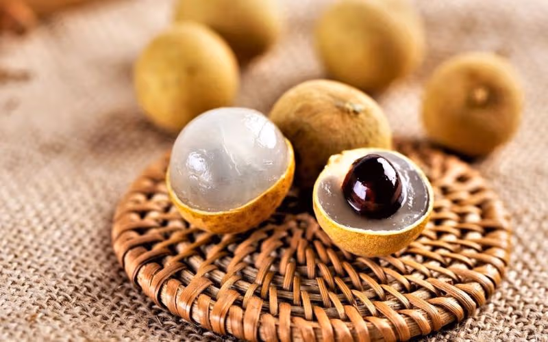 Bà bầu ăn nhãn được không?