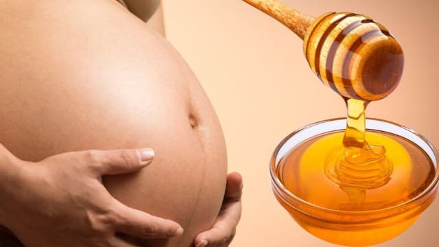 Bầu uống mật ong được không? Lợi ích và những lưu ý mẹ cần biết