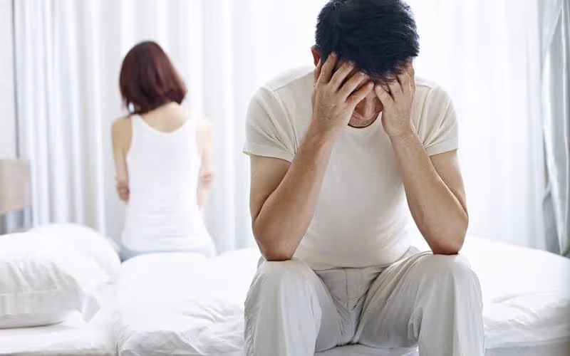 Căng thẳng kéo dài có thể làm giảm nhu cầu sinh lý ở nam giới tuổi 40
